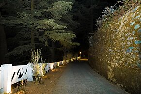 Bhikampur Lodge By Howard