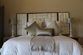 Mount Shekinah Country Hotel