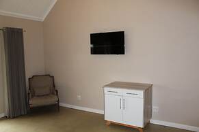 Mount Shekinah Country Hotel