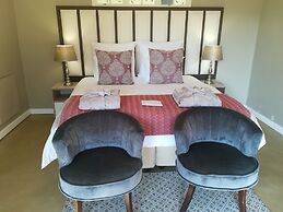 Mount Shekinah Country Hotel