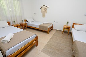Jordan Valley Birding Lodge