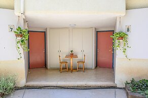 Jordan Valley Birding Lodge