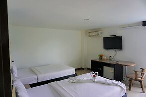 Nirakon Hotel