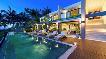 Malimbu Cliff Villa