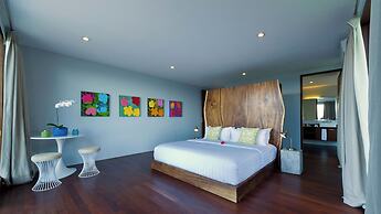 Malimbu Cliff Villa