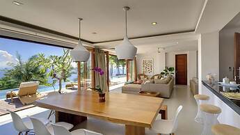Malimbu Cliff Villa