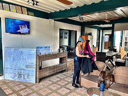 Neptune Diving Resort Moalboal