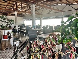 Neptune Diving Resort Moalboal