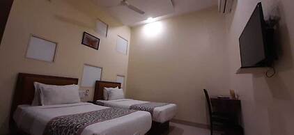 Vijaya Tej Clarks Inn