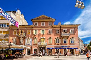 Main Square Studios