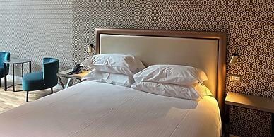 Caruso Place Boutique & Wellness Suites