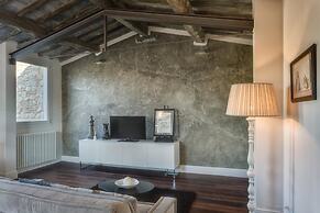 Beautiful Terrace Serragli