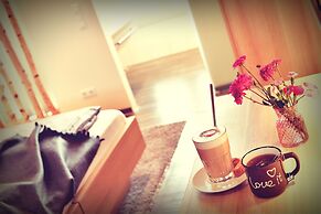 Melbo’s Home