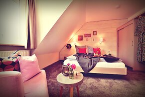 Melbo’s Home