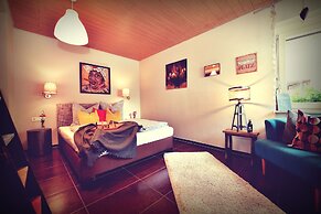 Melbo’s Home