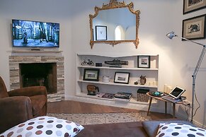 Pandolfini Suite