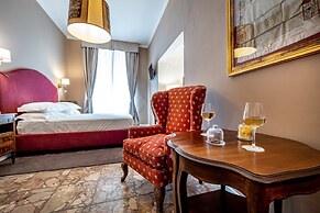 Cerretani Palace Luxury B&B