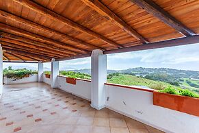 Comino Alto Agriturismo e  Appartamenti