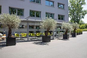 numberOne Hotel