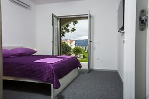 Apartments Bago