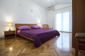 Apartments Bago