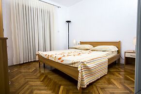 Apartments Bago