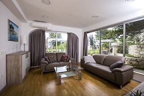 Apartments Bago