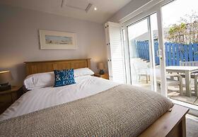 Mawgan Porth Apartments