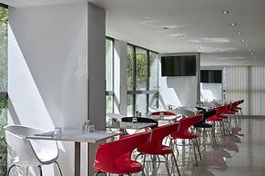 Breeze Boutique Hotel