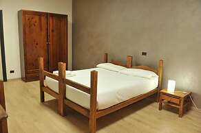 Hotel Theotokos