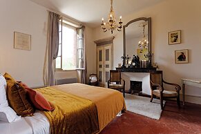 Domaine Du Buc, Le Chateau