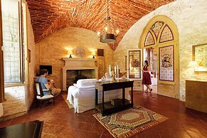 Domaine Du Buc, Le Chateau