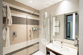 Hampton by Hilton Dubai Airport