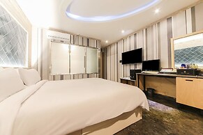 Hotel Tops Ville