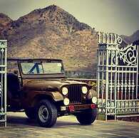 Fateh Niwas