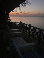 Moyeni Lodge