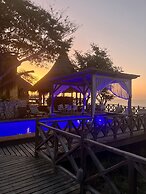Moyeni Lodge