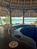 Moyeni Lodge