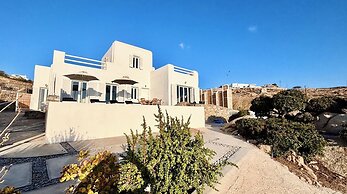 Amperian Mykonos Suites & Villas