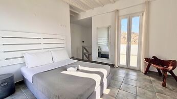 Amperian Mykonos Suites & Villas