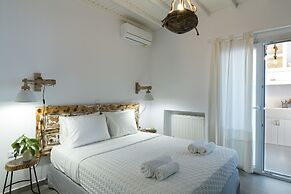 Amperian Mykonos Suites & Villas