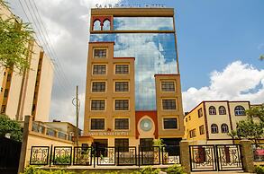 Saab Royale Hotel