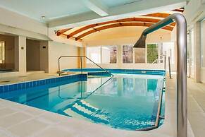 Aqua Blue Hotel