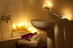 Agnantio studios & suites