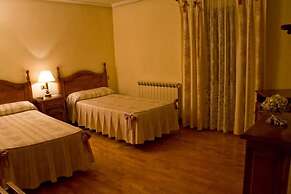 Hostal las Coronas