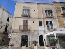 Suite Home Trani