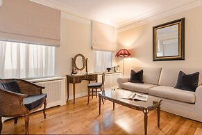Noble Suites