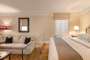 Noble Suites