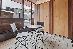 The Rock apartment - mtlFlats