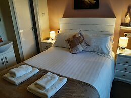 Lyndhurst Guest House